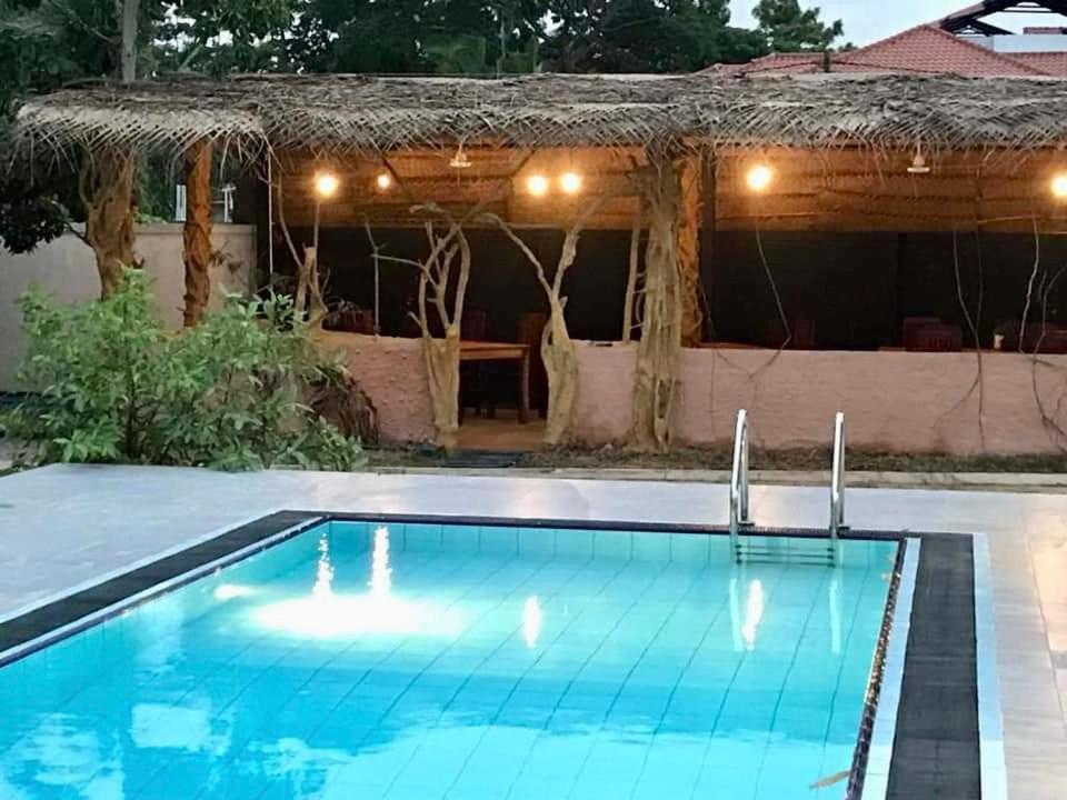 Aradhana Airport Transit Hotel Katunayaka Zewnętrze zdjęcie