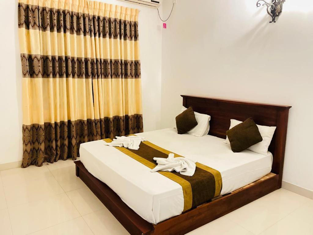 Aradhana Airport Transit Hotel Katunayaka Zewnętrze zdjęcie